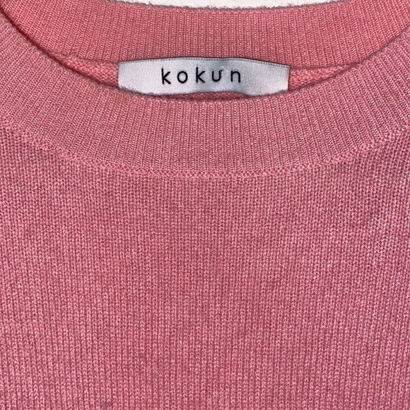 Kokun Cashmere Pink Gray Colorblock Soft Sweater - Picture 2 of 5